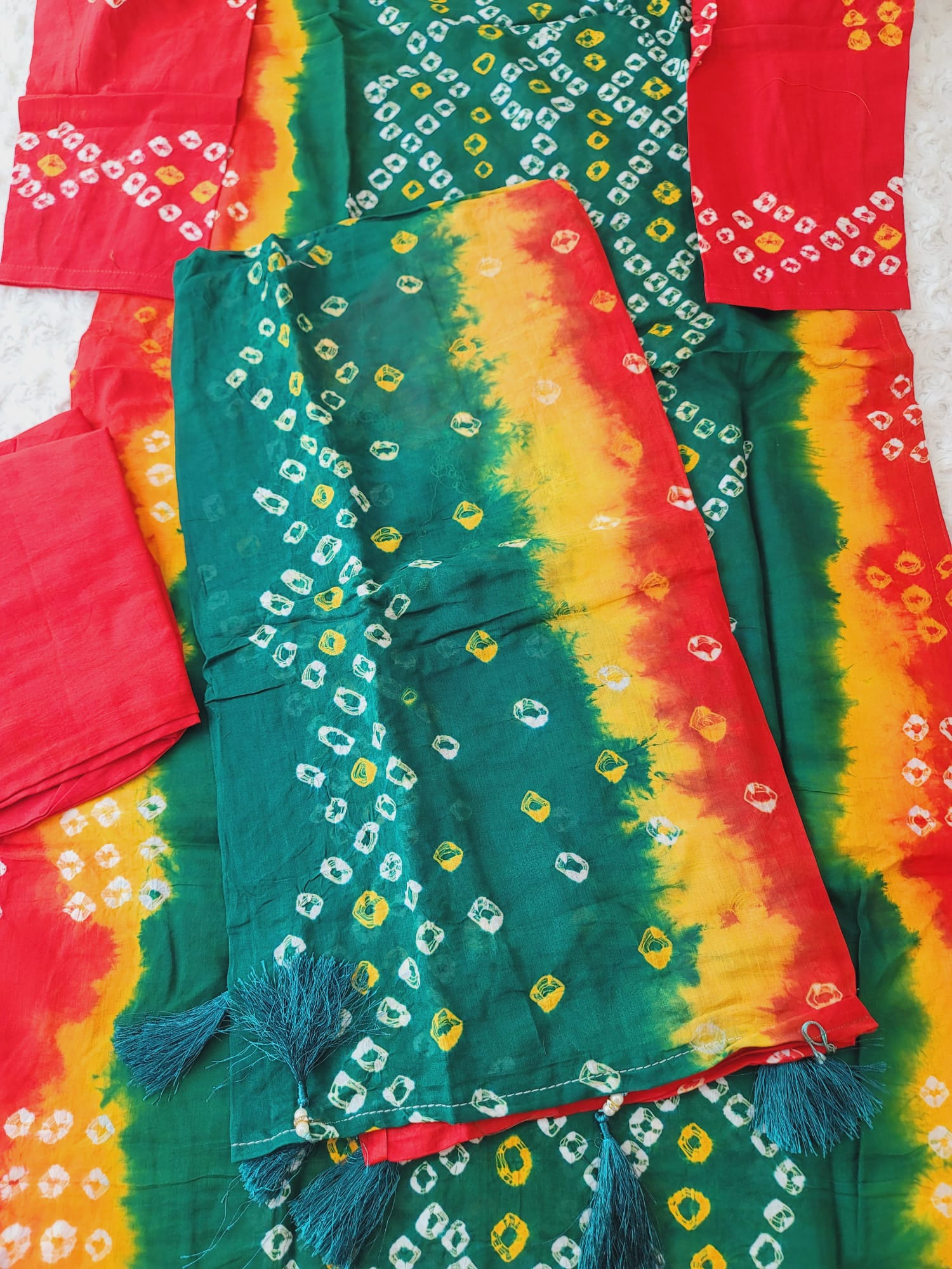 Bangladeshi batik salwer kamiz