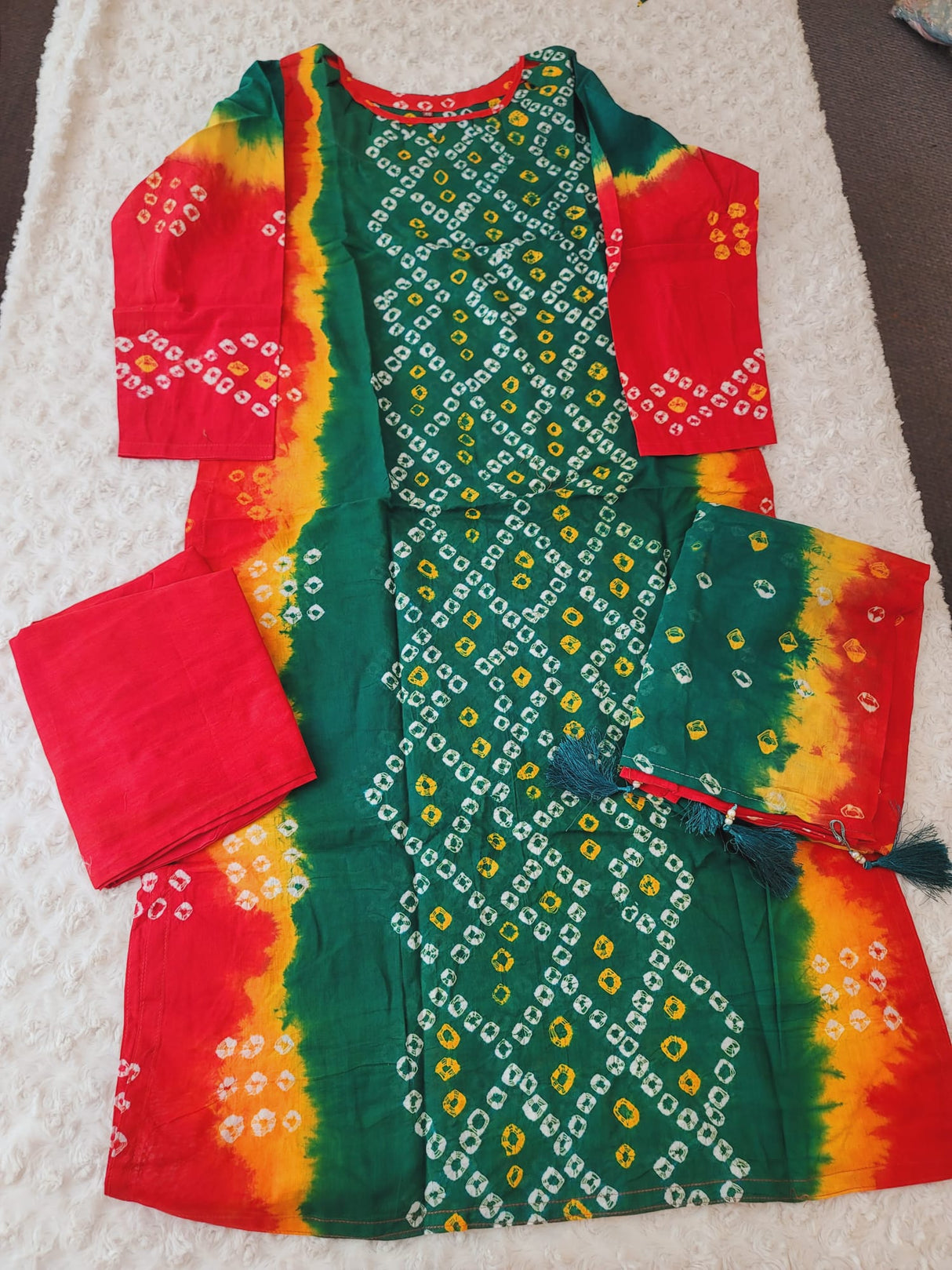 Bangladeshi batik salwer kamiz