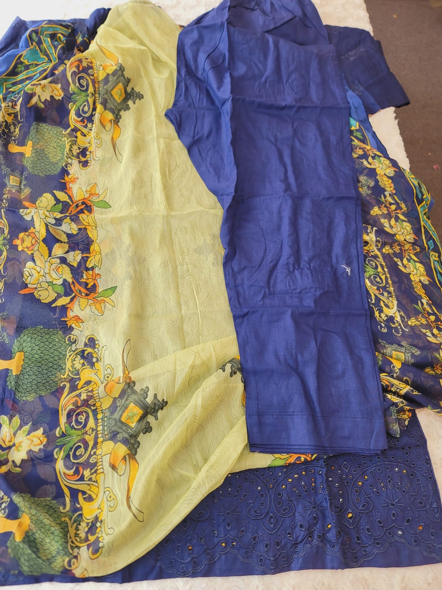 Pakistani Stitched lawn Embroidered Salwar kameez ready to ship