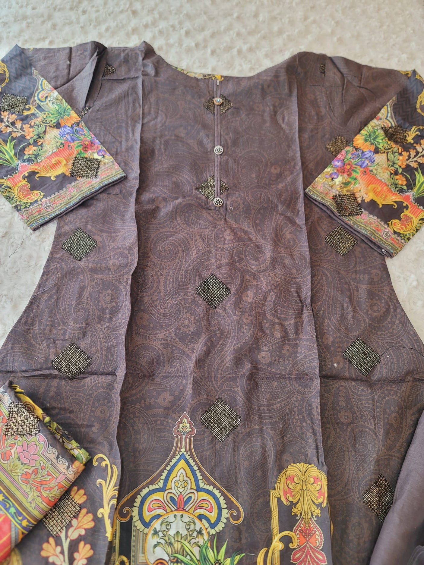 Pakistani Stitched lawn Embroidered Salwar kameez ready to ship