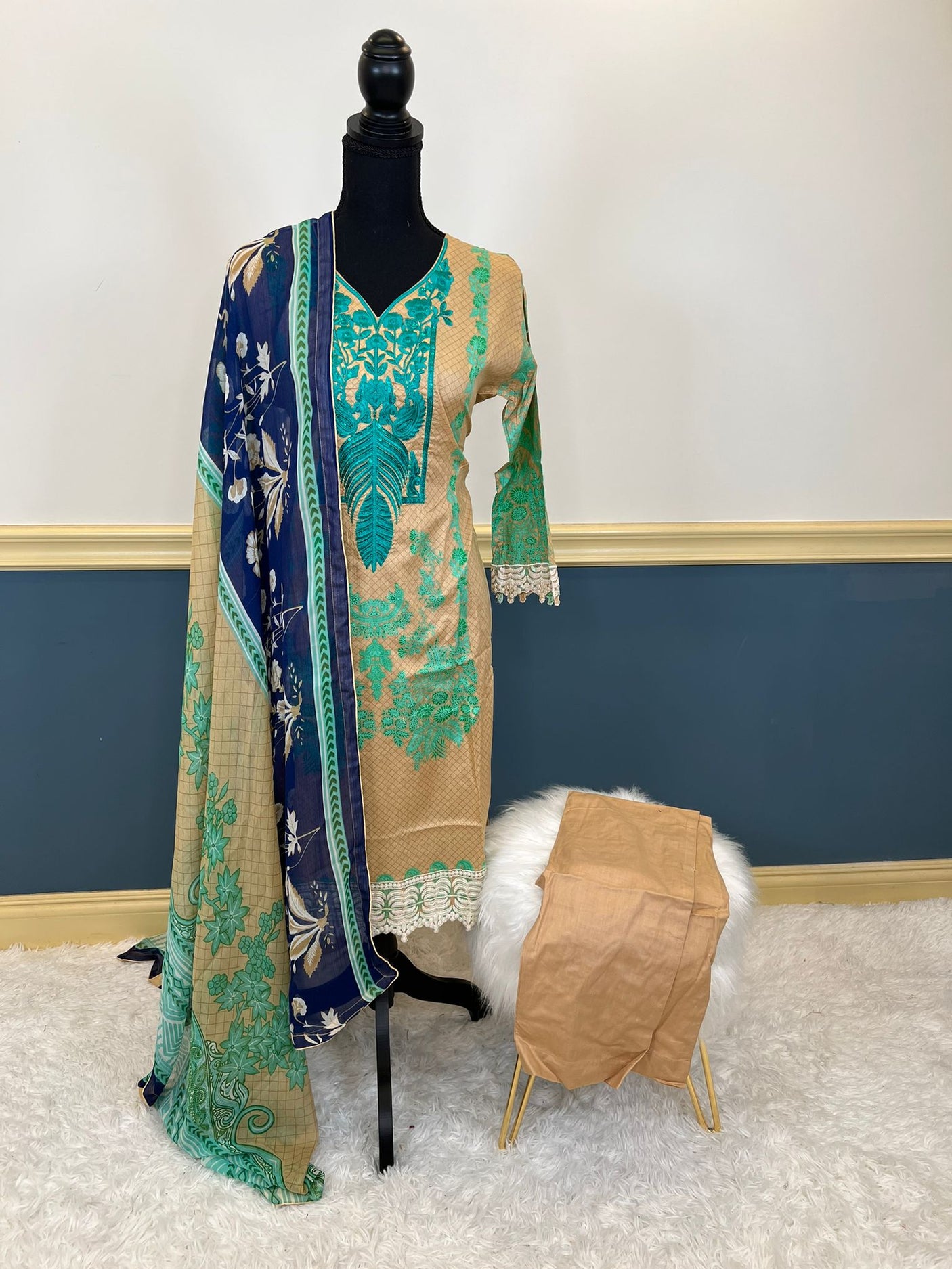 Pakistani Stitched lawn Embroidered Salwar kameez ready to ship