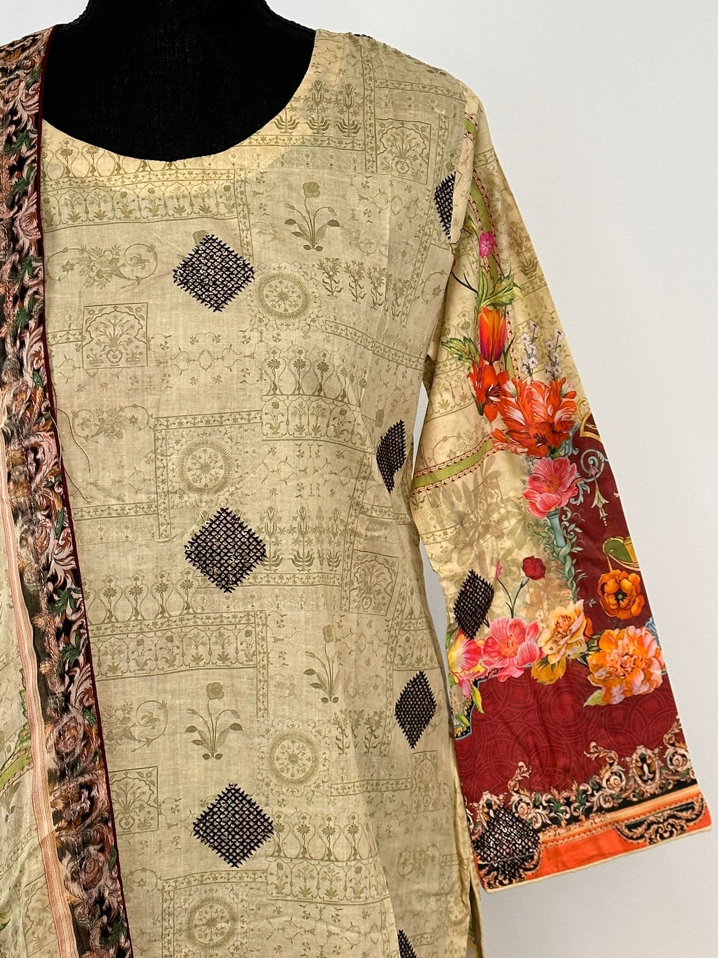 Pakistani Embroidered Lawn ready to ship