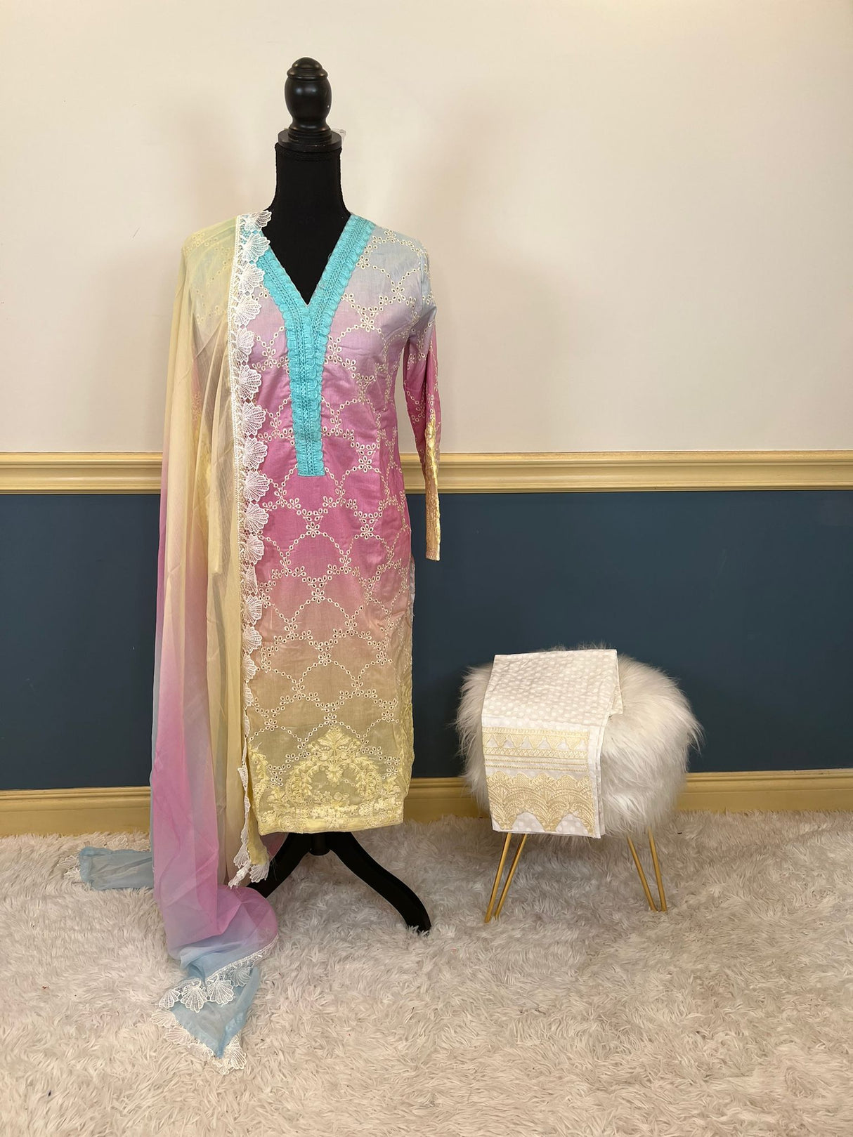 Luxury lawn with Chiffon dupatta Ready To Ship
