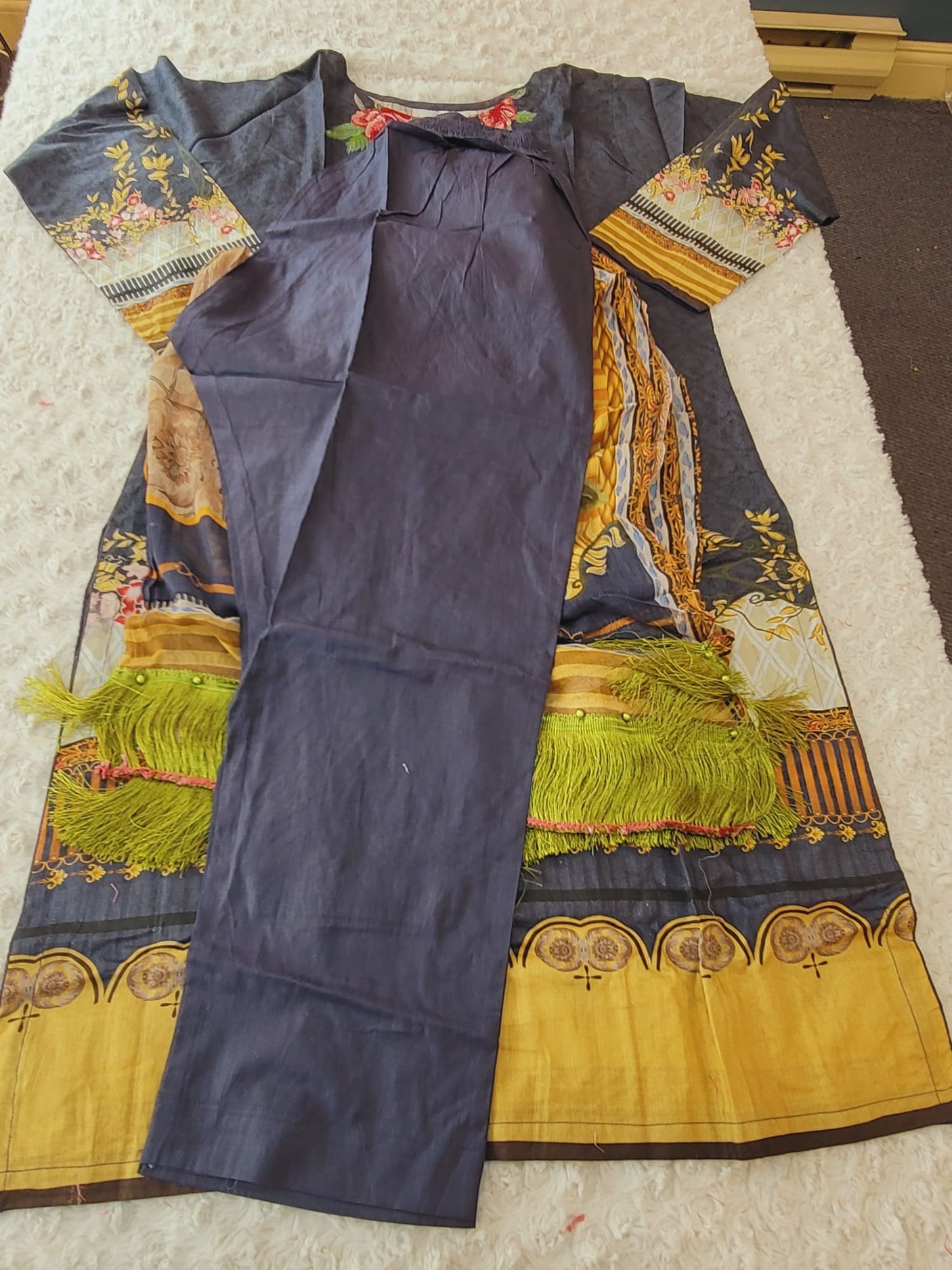 Pakistani Stitched lawn Embroidered Salwar kameez ready to ship