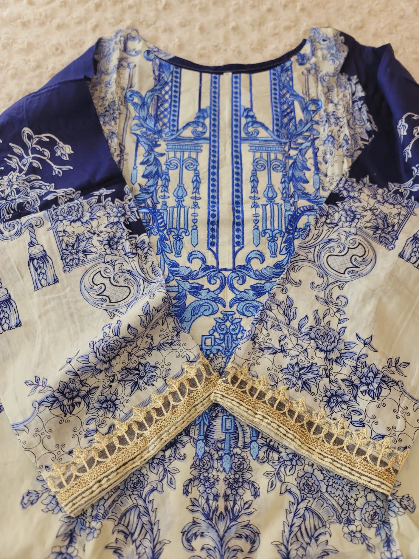 Pakistani Stitched lawn Embroidered Salwar kameez ready to ship