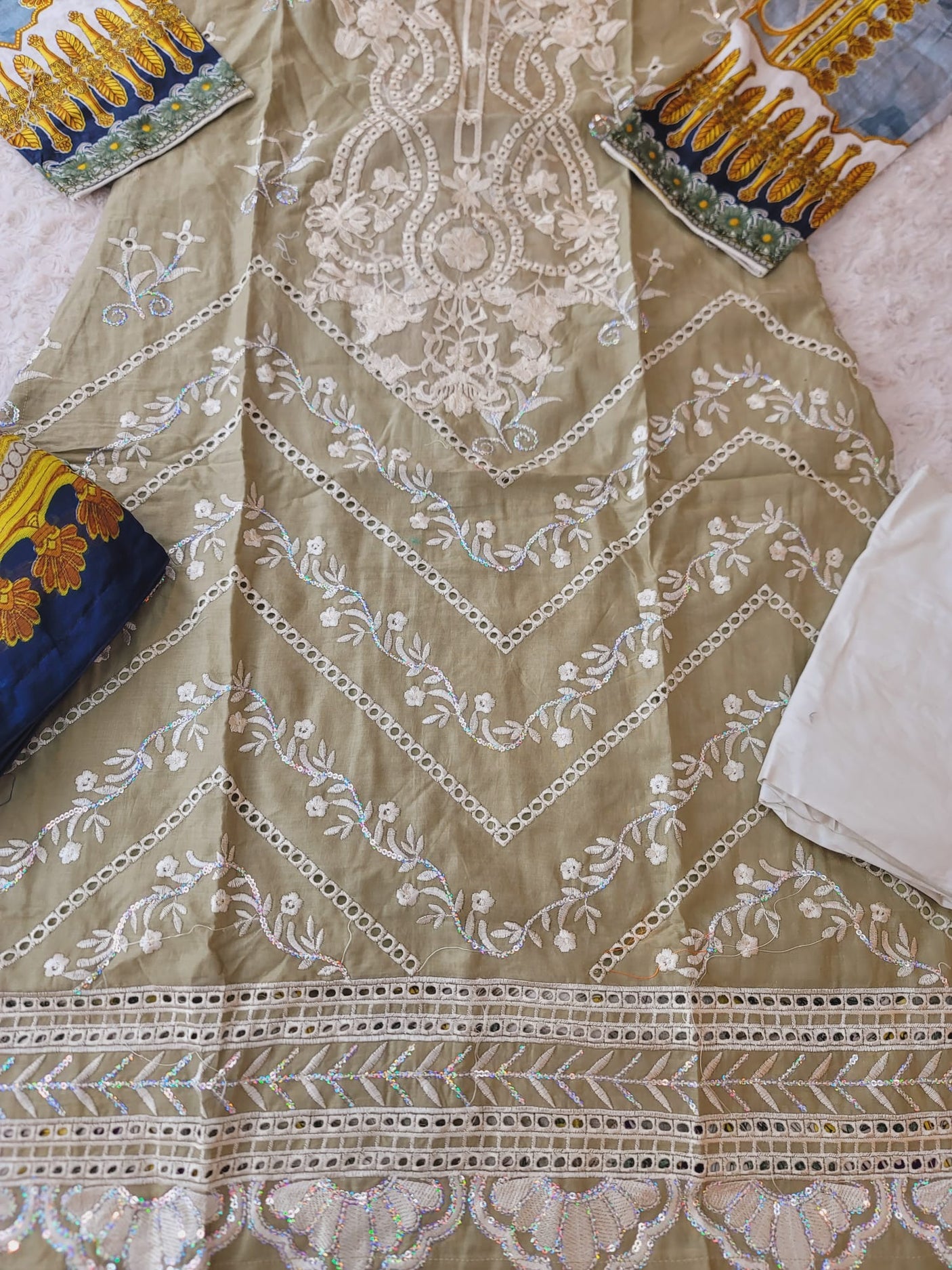 Pakistani Stitched lawn Embroidered Salwar kameez ready to ship