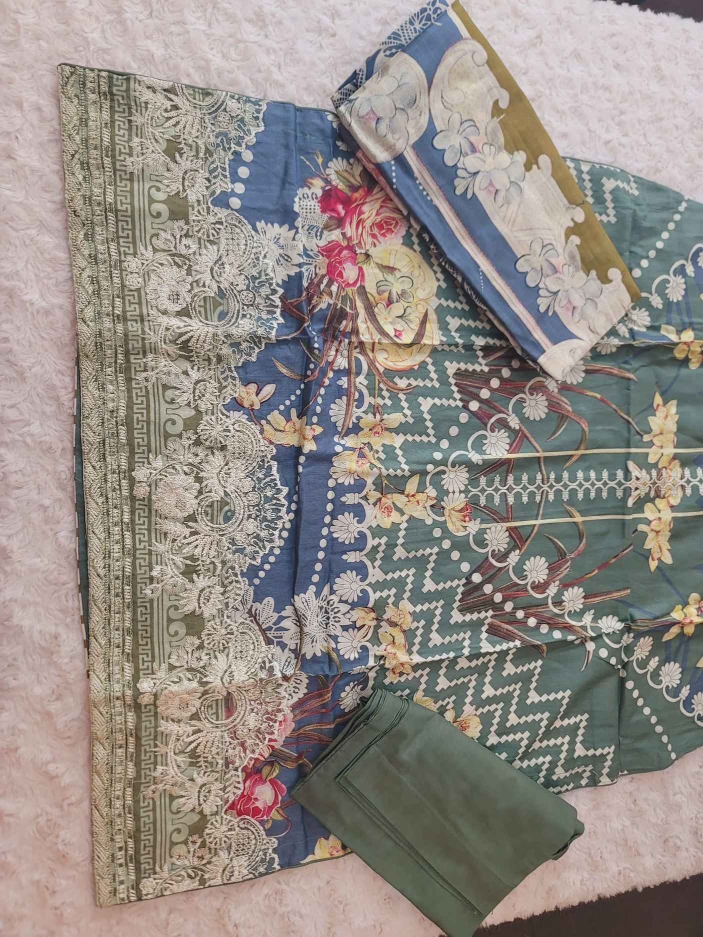 Pakistani Stitched lawn Embroidered Salwar kameez ready to ship