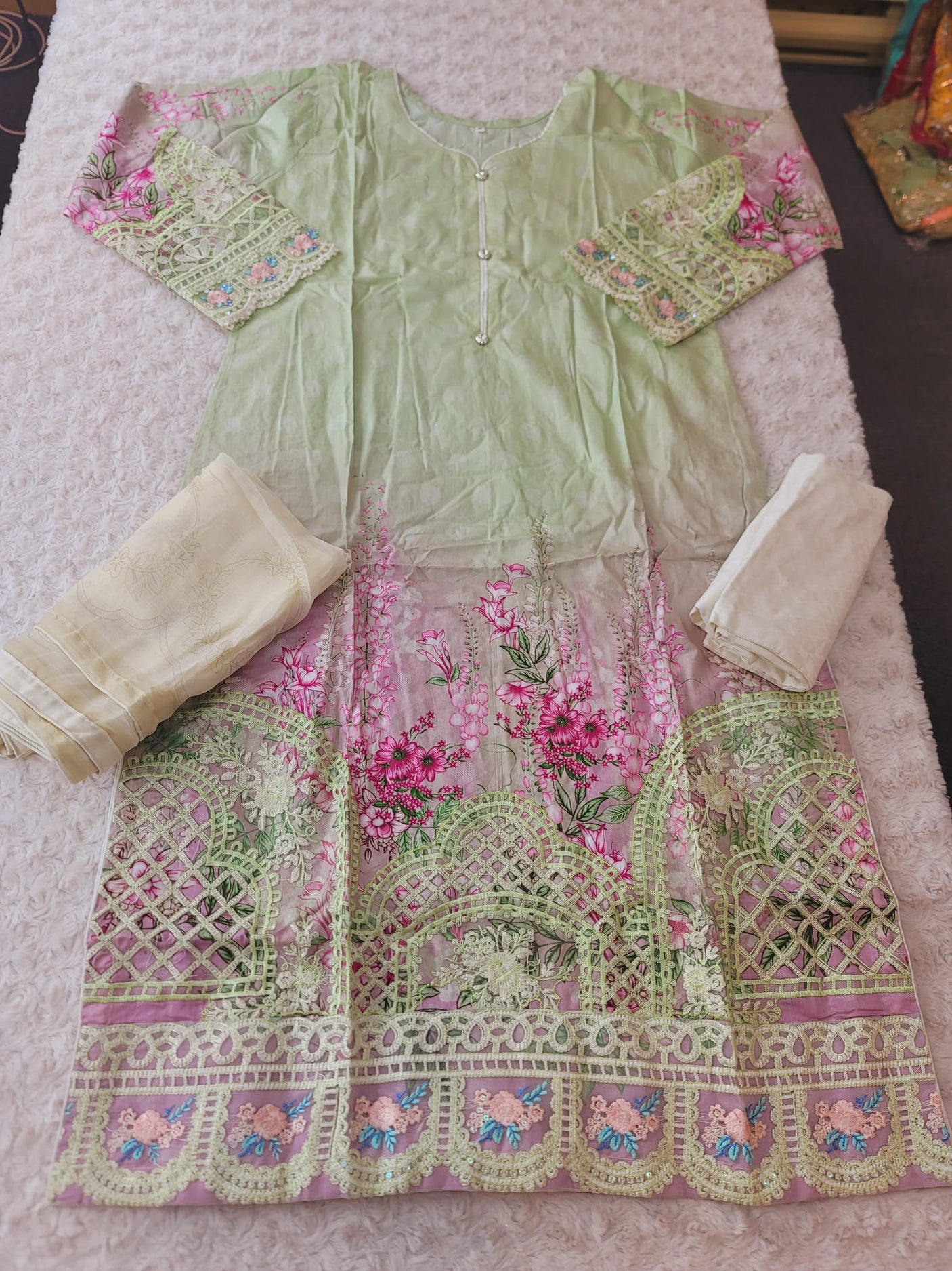 Pakistani Stitched lawn Embroidered Salwar kameez ready to ship