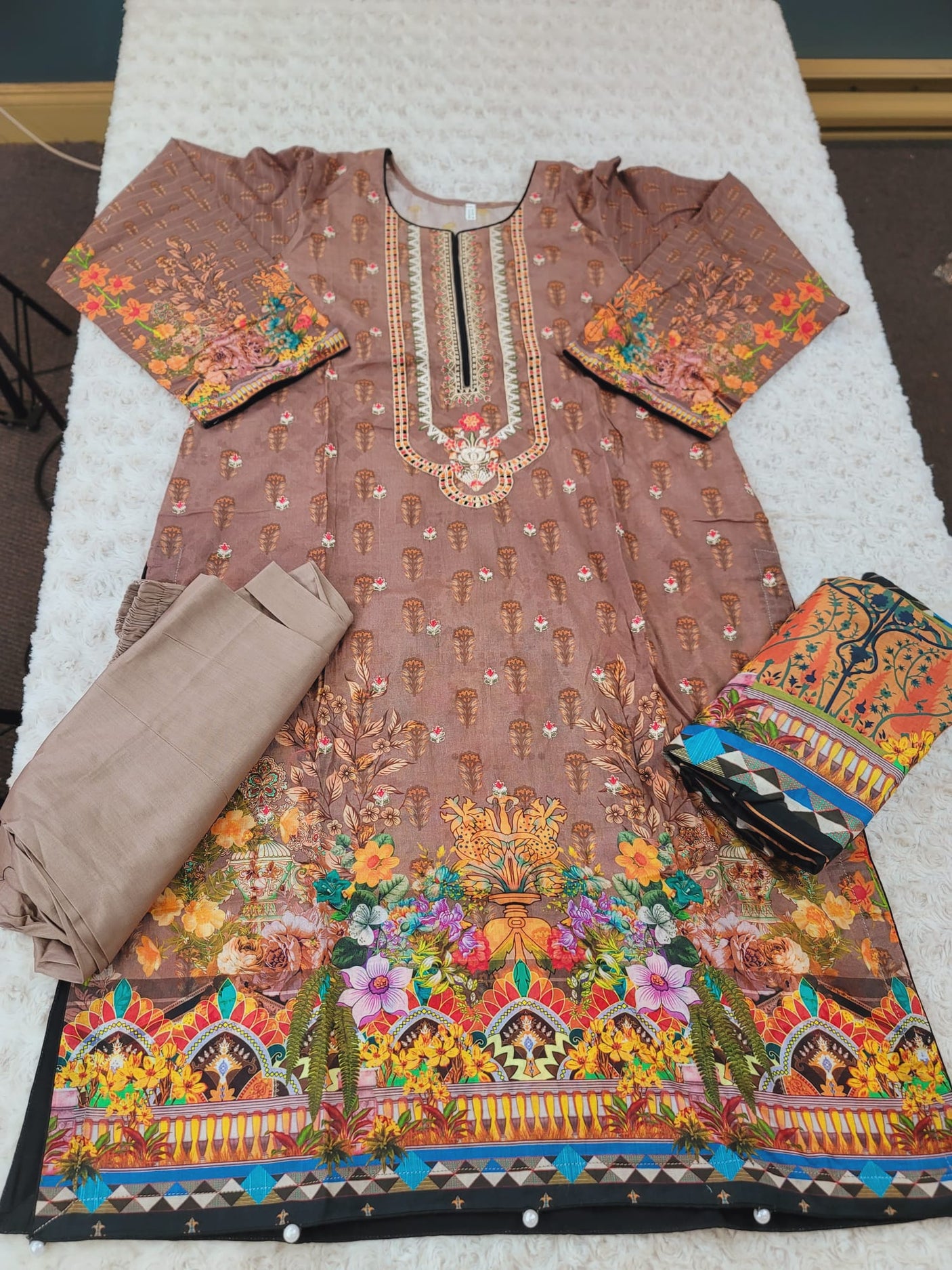 Pakistani lawn Embroidered Salwar kameez Ready To Ship