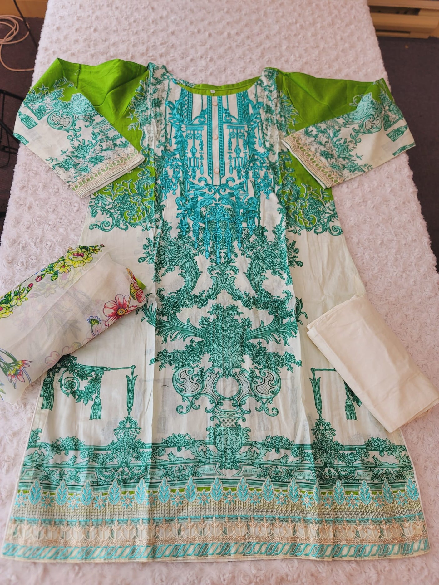 Pakistani Stitched lawn Embroidered Salwar kameez ready to ship