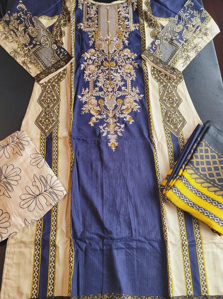 Pakistani Linen Embroidered Salwar kameez Ready To Ship
