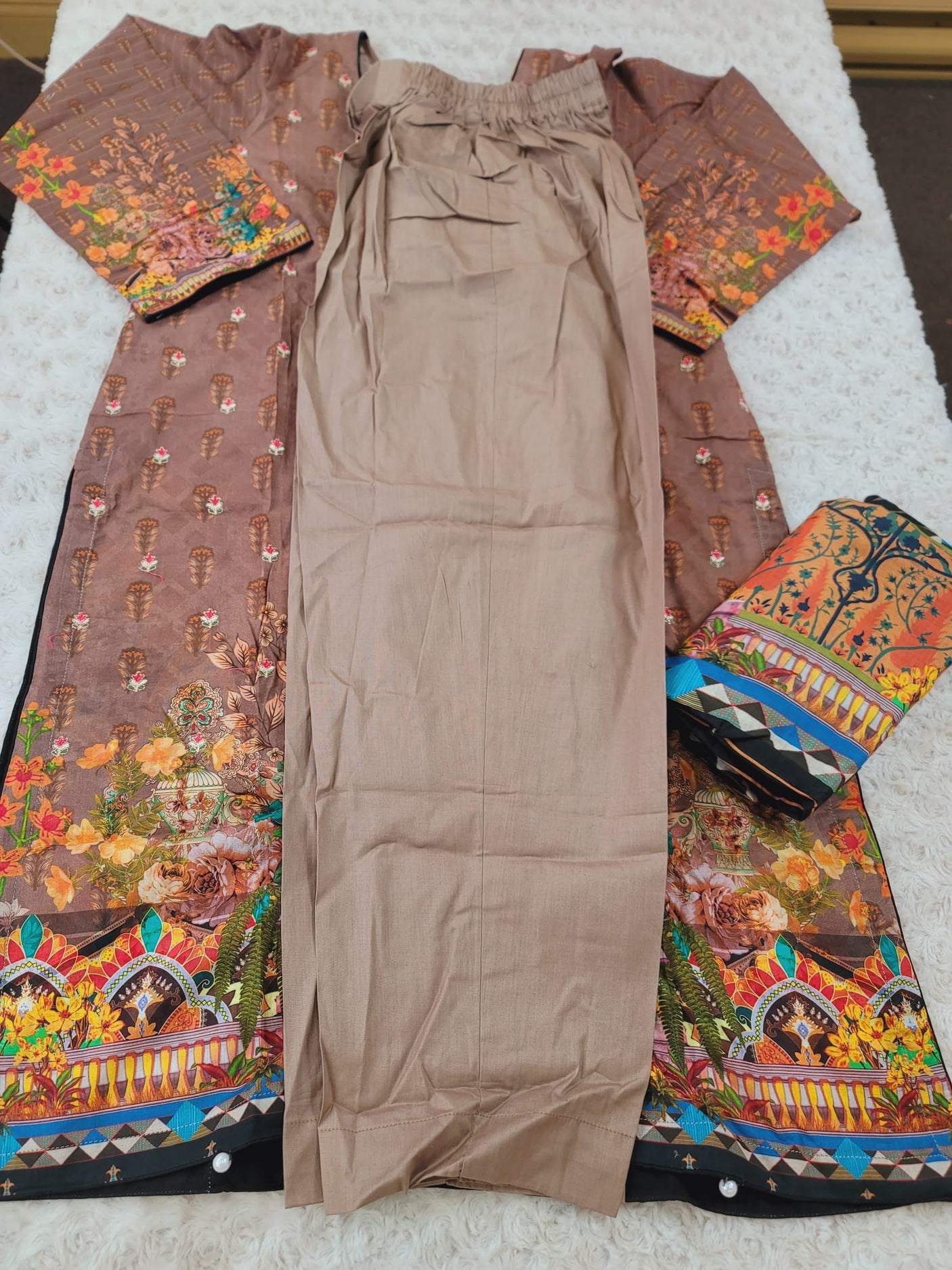 Pakistani lawn Embroidered Salwar kameez Ready To Ship