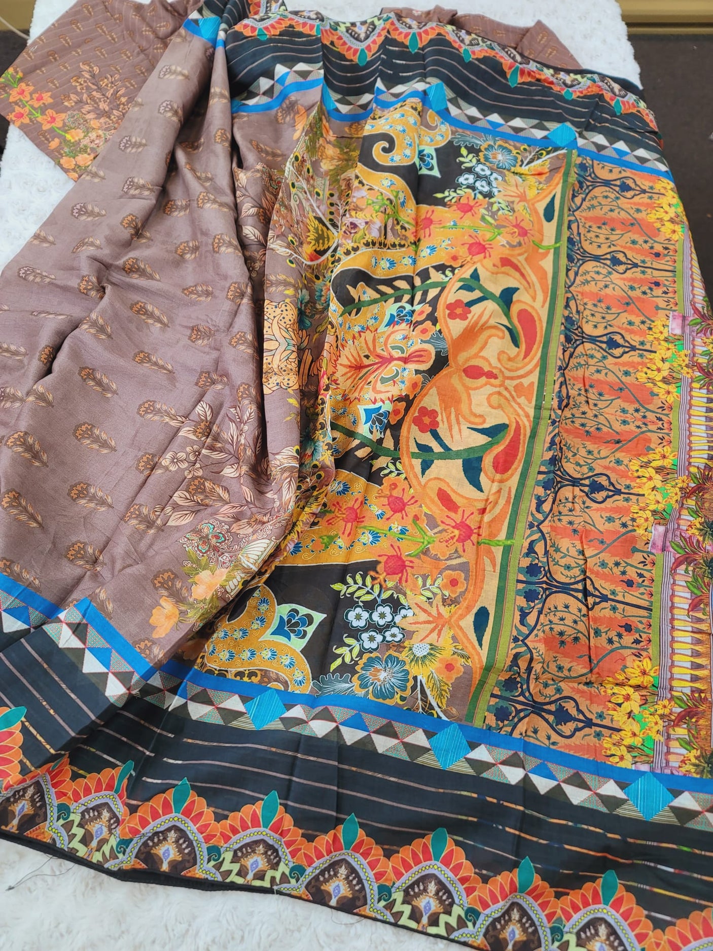 Pakistani lawn Embroidered Salwar kameez Ready To Ship