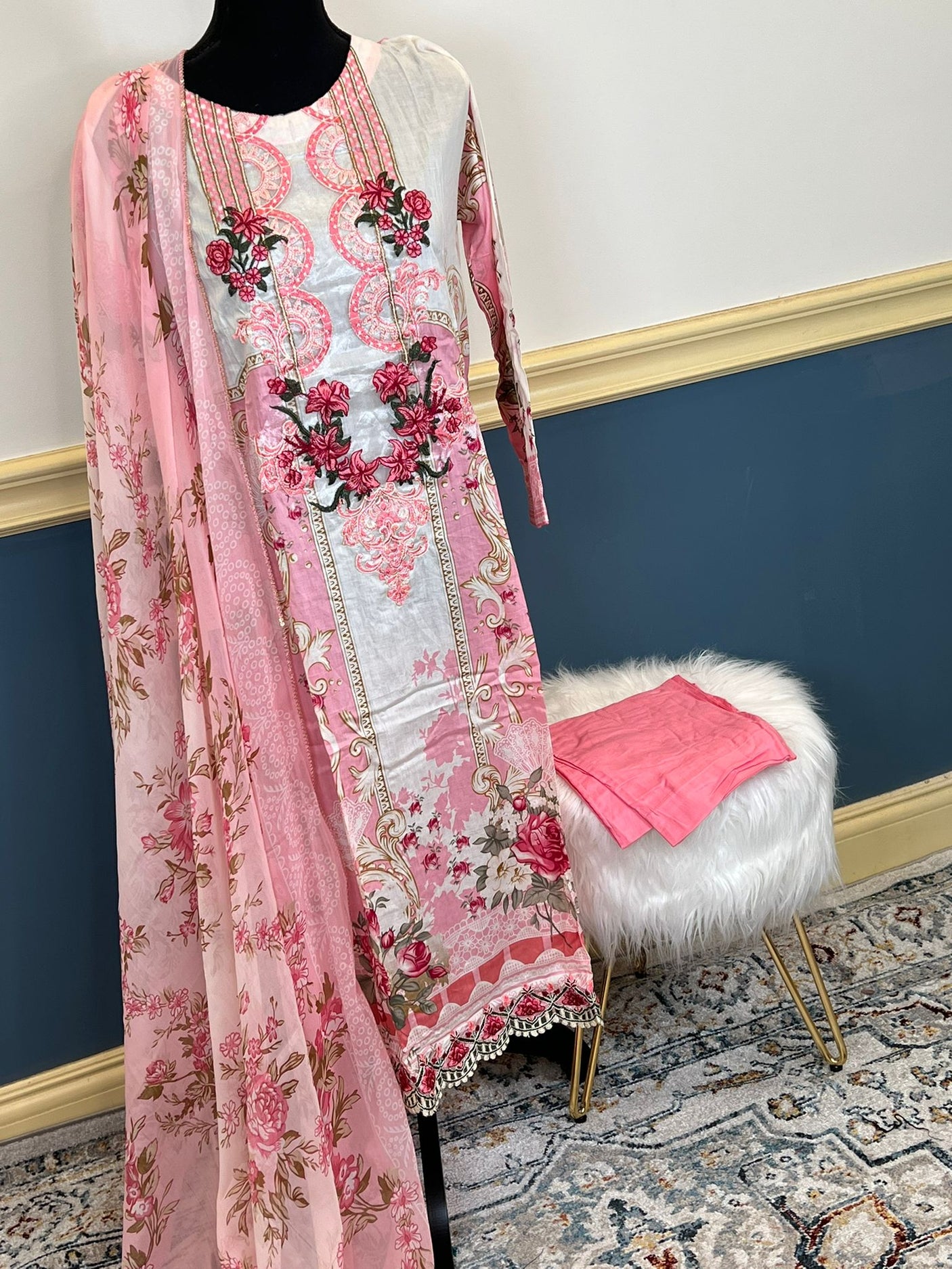 Pakistani Stitched Embroidered lawn Salwar kameez ready to ship