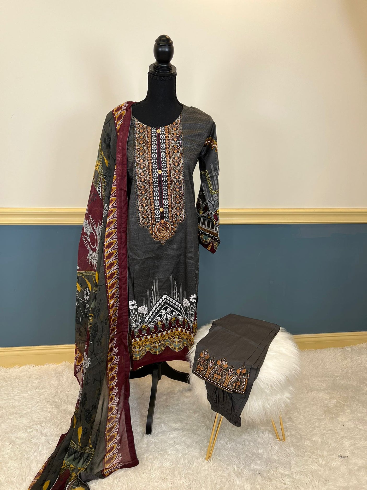 Pakistani Stitched lawn Embroidered Salwar kameez ready to ship