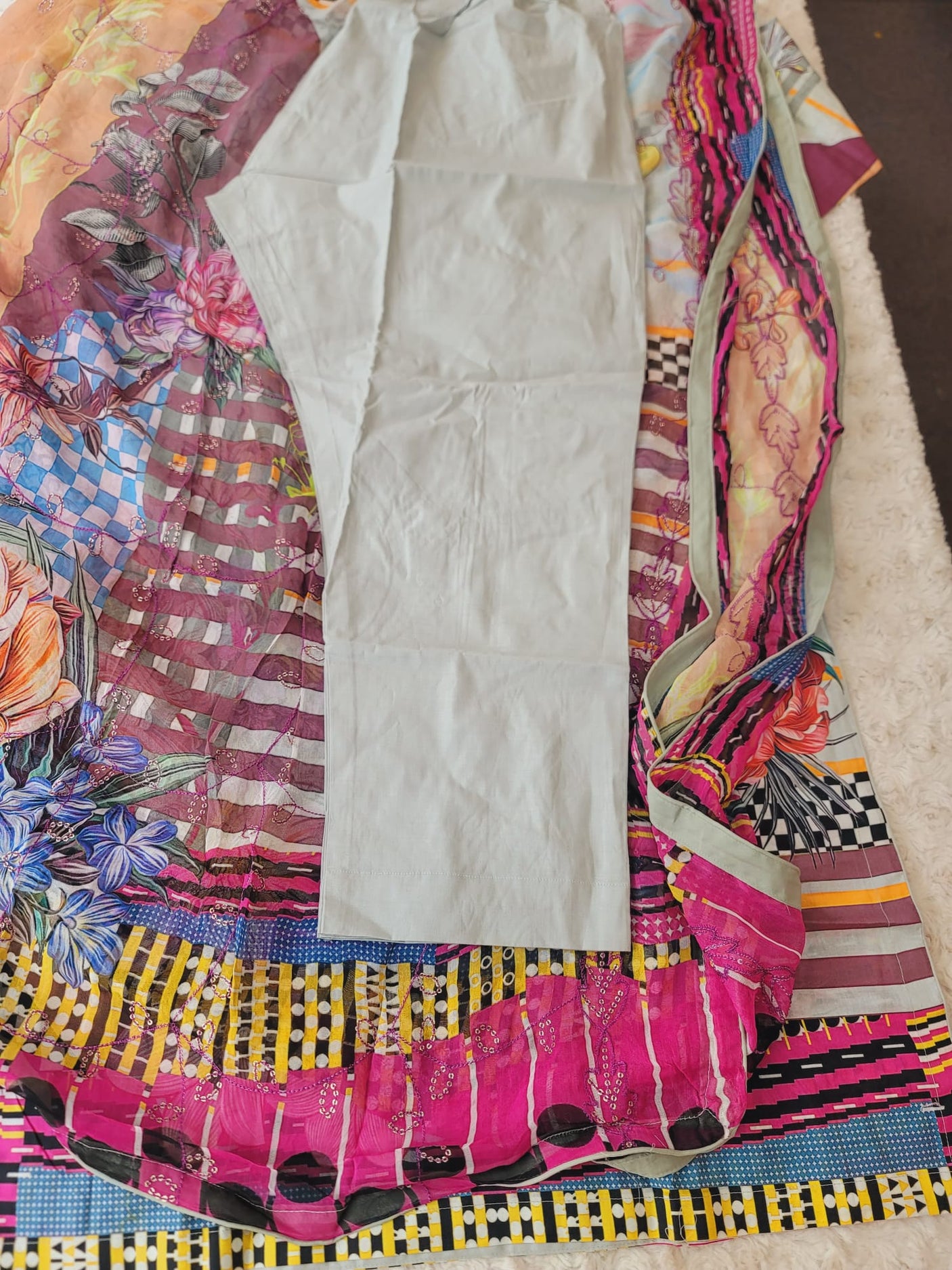 Pakistani Stitched lawn Embroidered Salwar kameez ready to ship