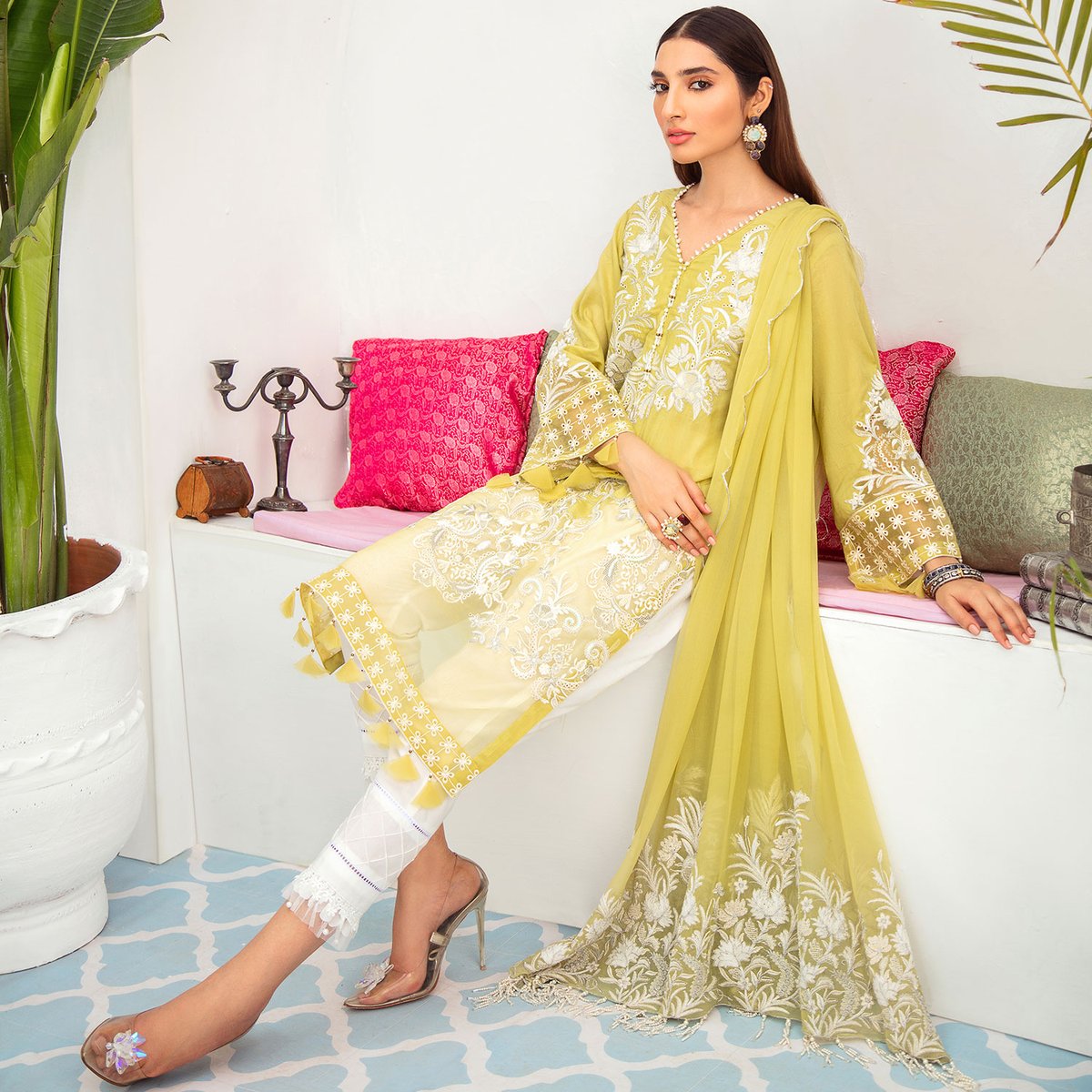 Nureh Luxury Lawn 2020-100% Original Guaranteed