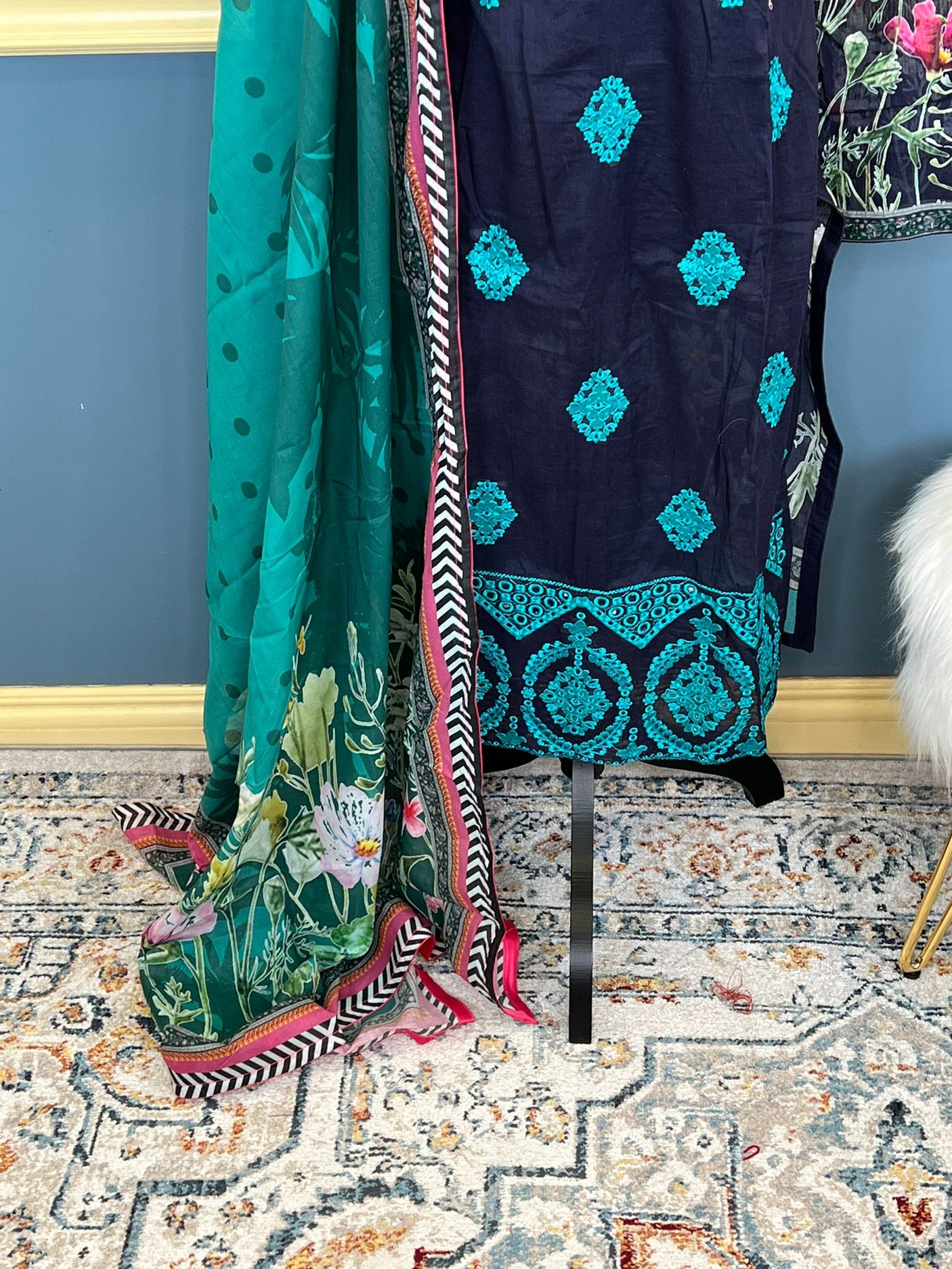 Pakistani Stitched Embroidered lawn Salwar kameez ready to ship