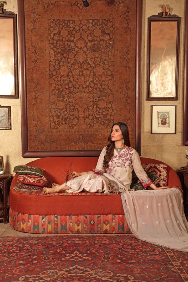 Zebaish Angan Luxury Embroidered Collection-100% Original Guarantee