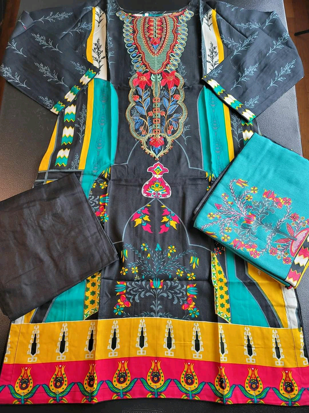 Pakistani linen Embroidered Salwar kameez Ready To Ship