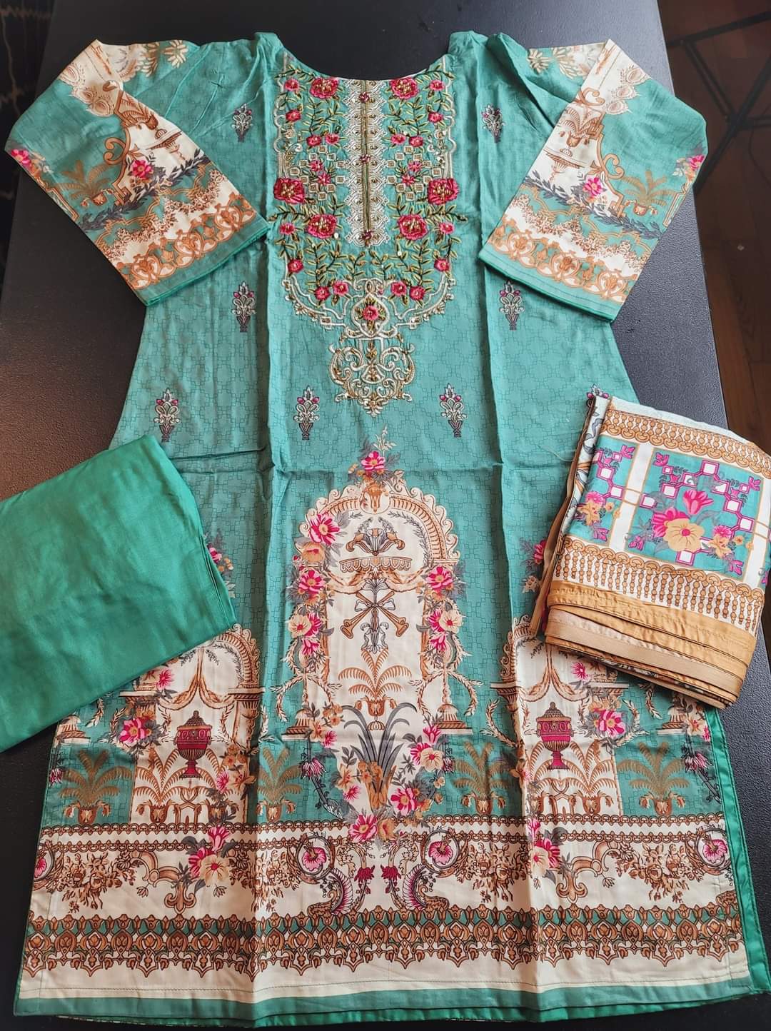 Pakistani linen Embroidered Salwar kameez Ready To Ship