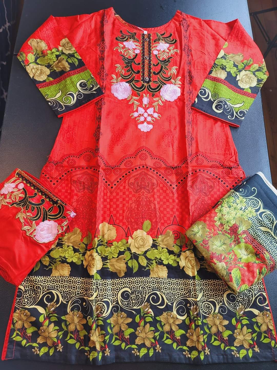 Pakistani linen Embroidered Salwar kameez Ready To Ship