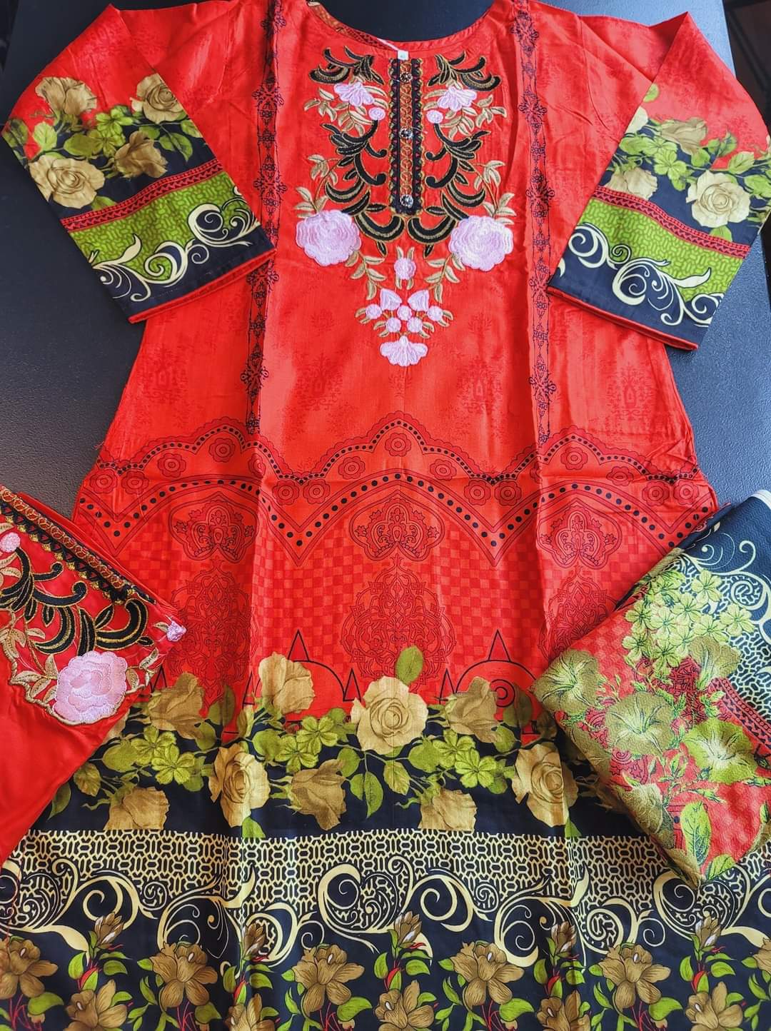 Pakistani linen Embroidered Salwar kameez Ready To Ship