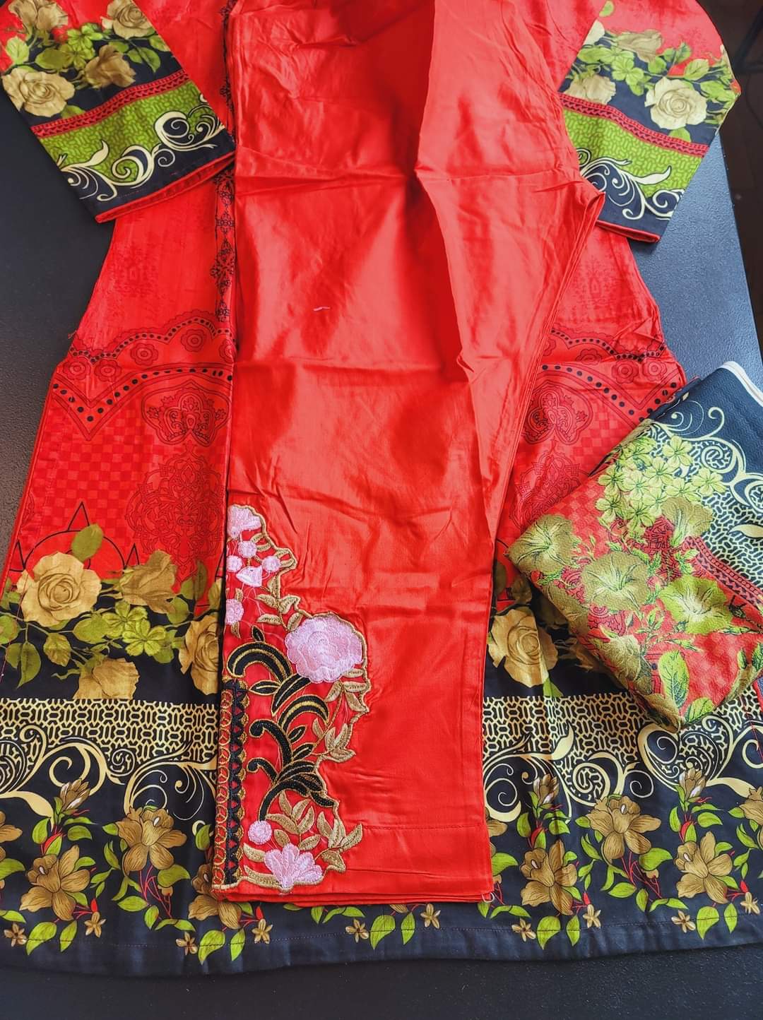 Pakistani linen Embroidered Salwar kameez Ready To Ship