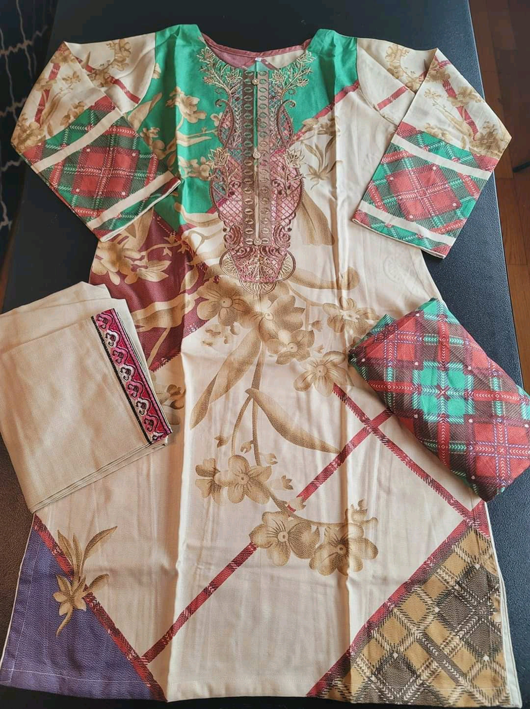 Pakistani linen Embroidered Salwar kameez Ready To Ship