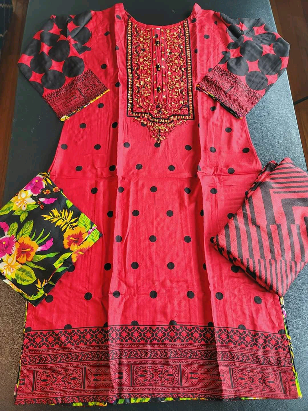 Pakistani linen Embroidered Salwar kameez Ready To Ship