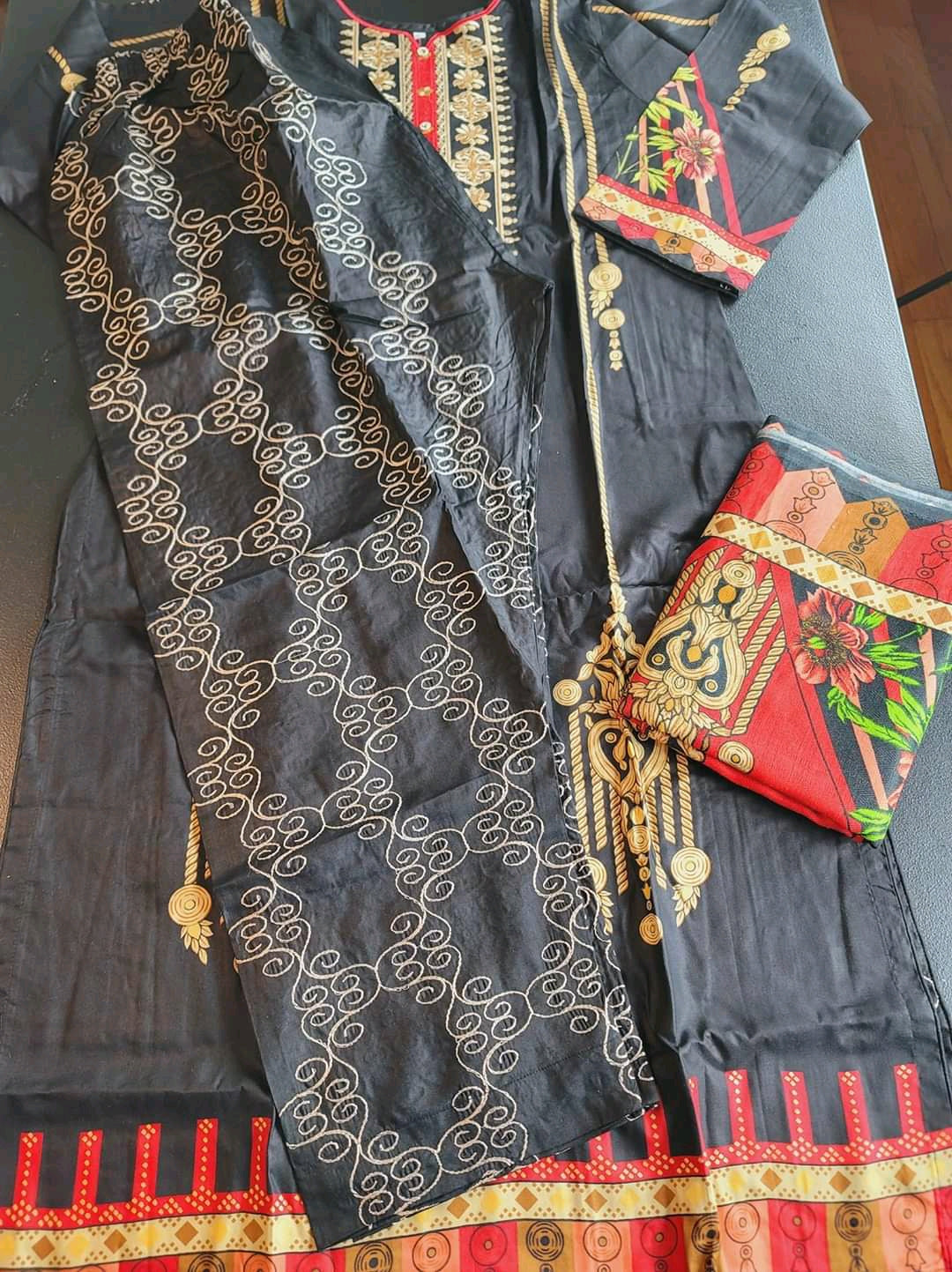 Pakistani linen Embroidered Salwar kameez Ready To Ship