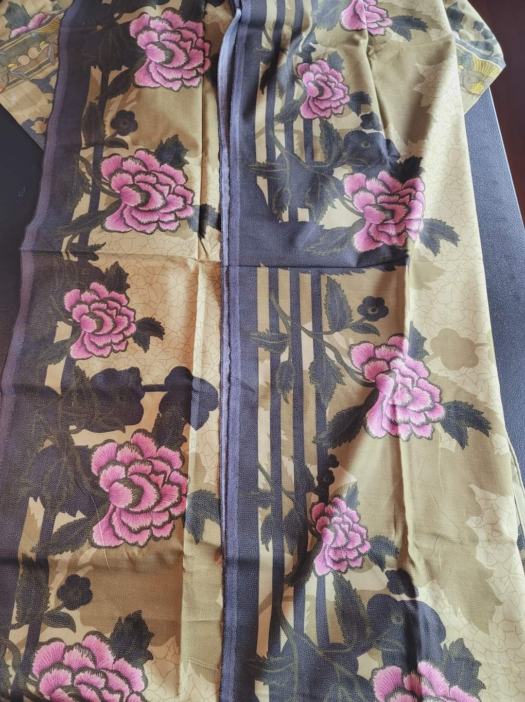 Pakistani linen Embroidered Salwar kameez Ready To Ship