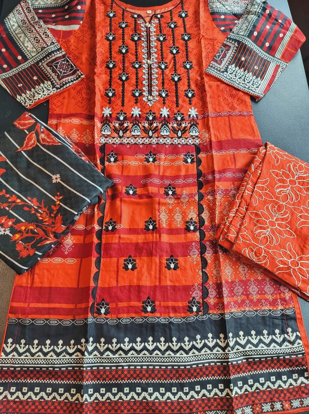 Pakistani Linen Embroidered Salwar kameez Ready To Ship