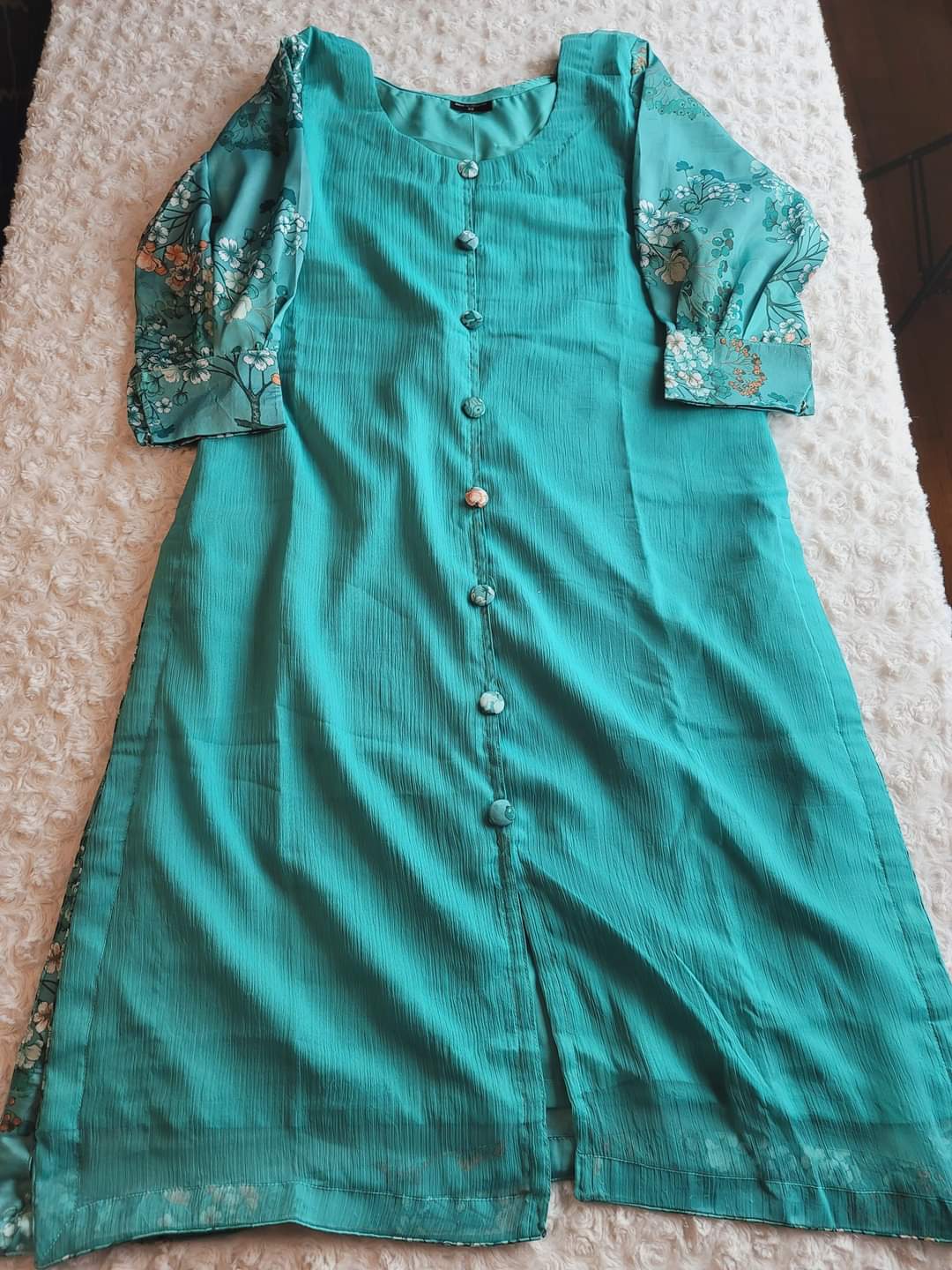 Chiffon kamiz with silk sleeves