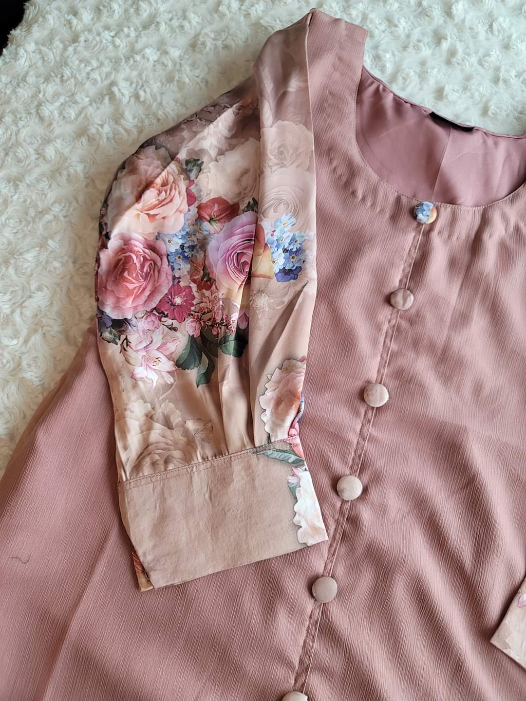 Chiffon kamiz with silk sleeves