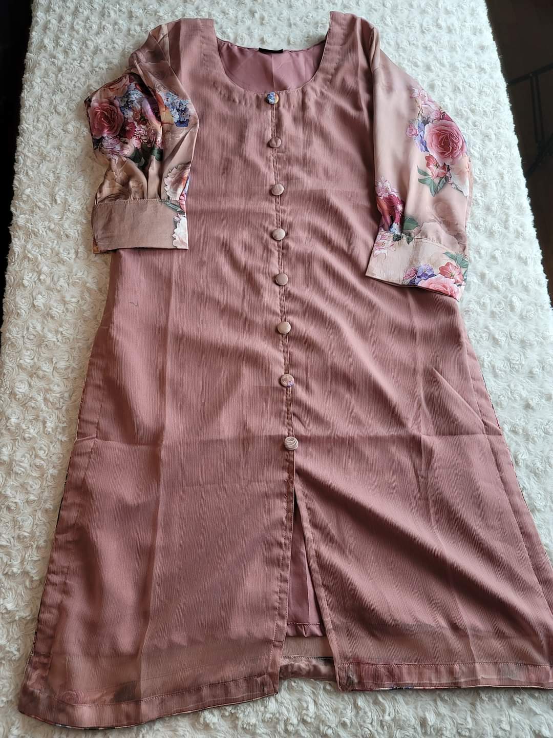 Chiffon kamiz with silk sleeves