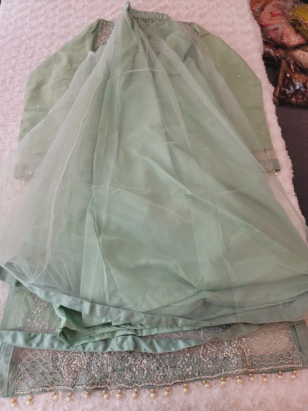 Eid special Pakistani orginal full zardosi work boutique dress with skirt-100% original guaranteed