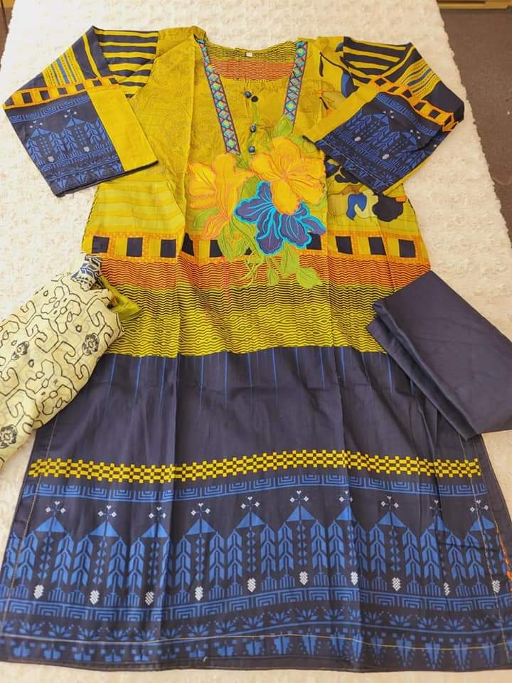 Pakistani Stitched Embroidered Lawn Salwar kameez ready to ship