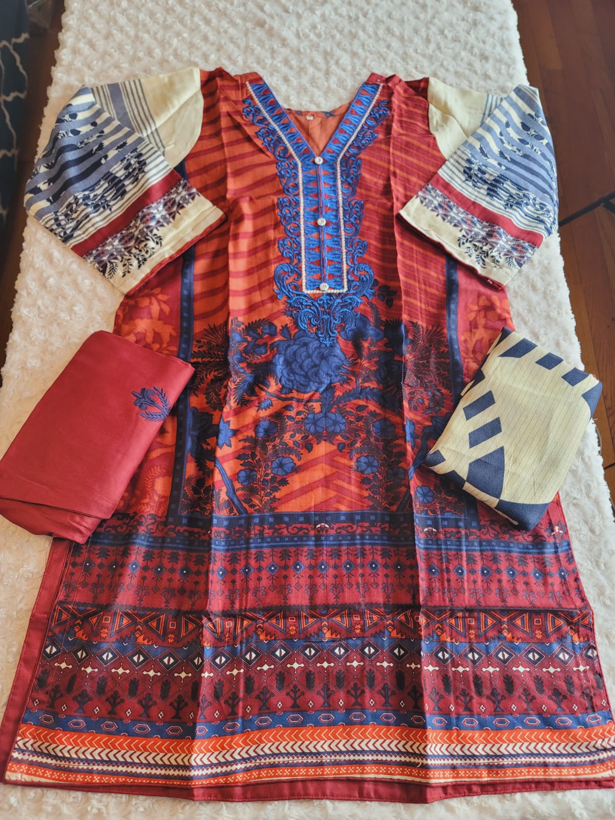 Pakistani linen Embroidered Salwar kameez Ready To Ship