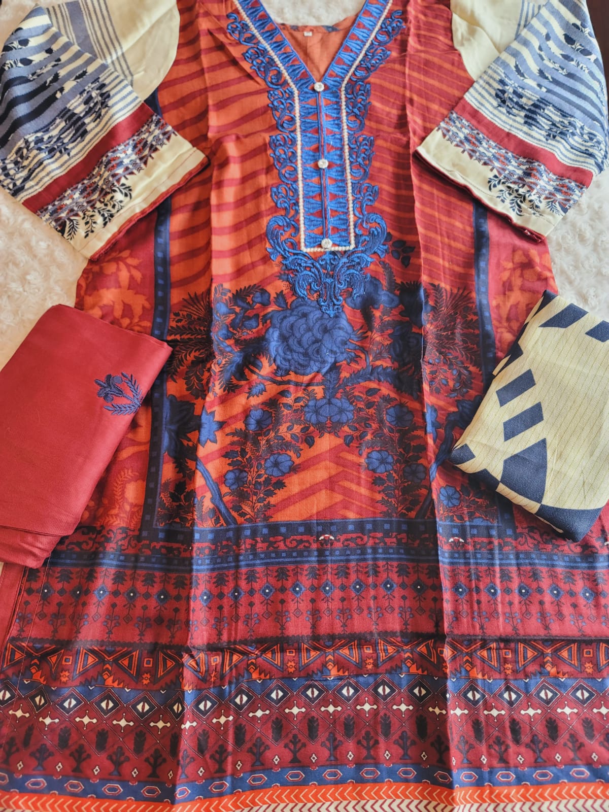 Pakistani linen Embroidered Salwar kameez Ready To Ship