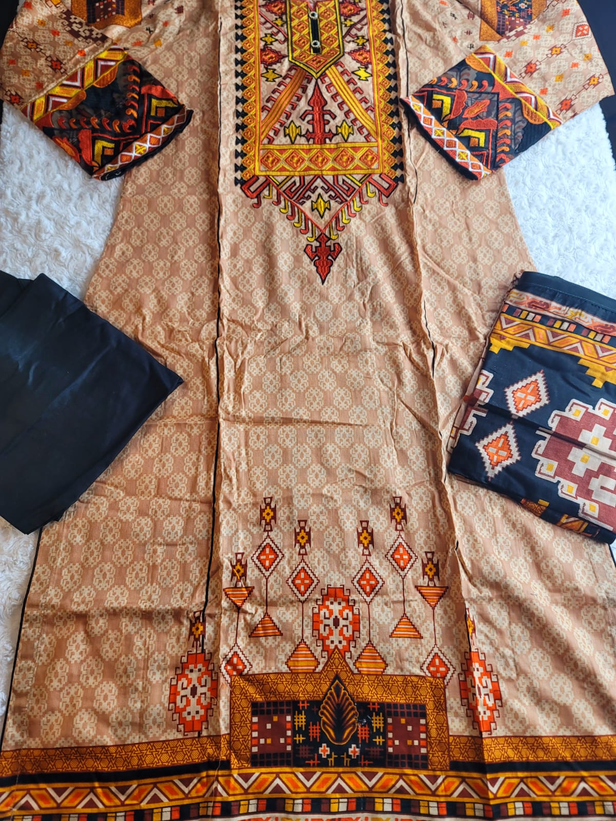 Pakistani lawn Embroidered Salwar kameez Ready To Ship