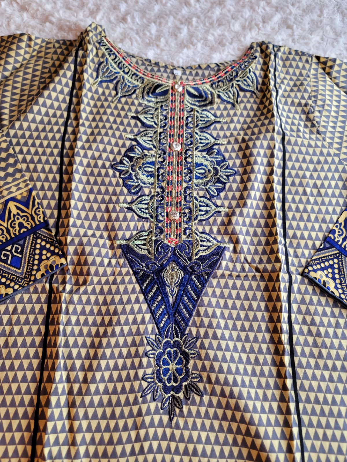 Pakistani lawn Embroidered Salwar kameez Ready To Ship