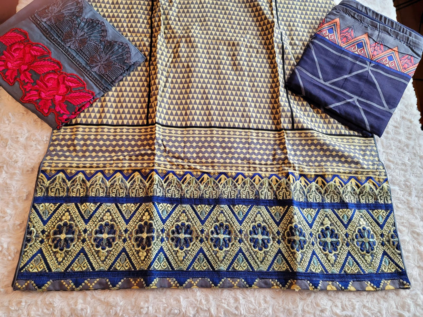 Pakistani lawn Embroidered Salwar kameez Ready To Ship