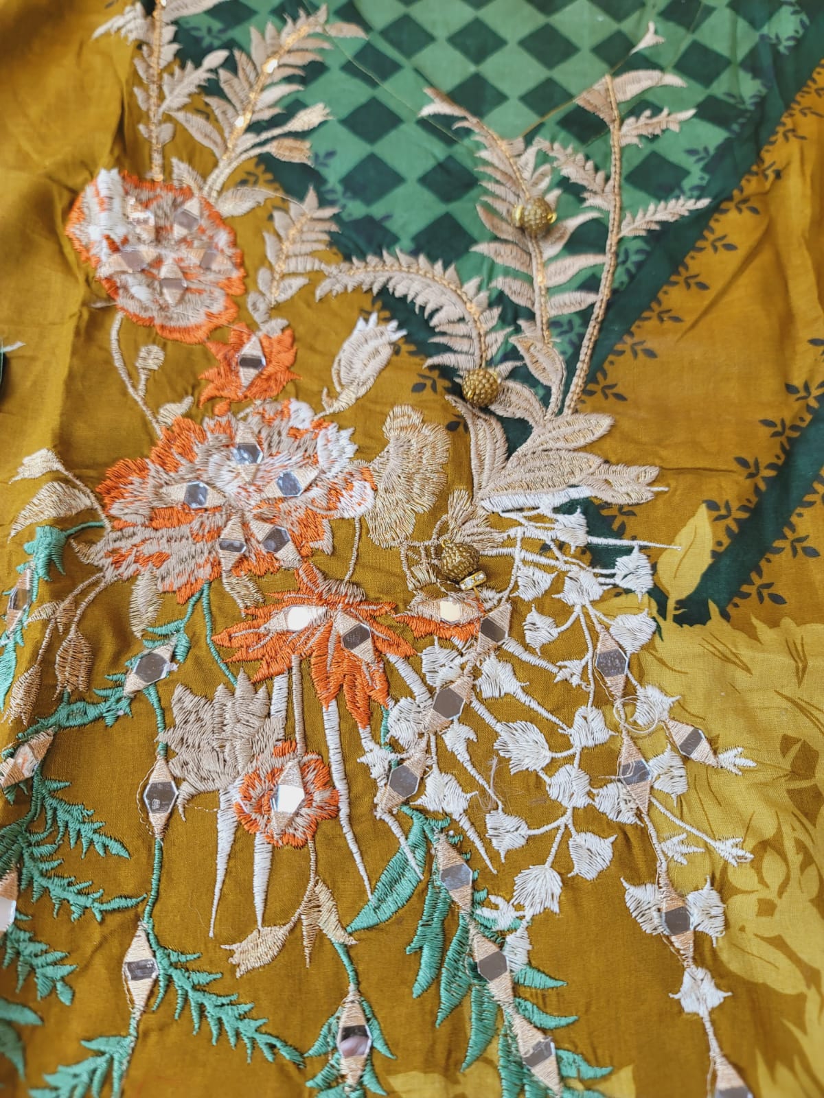 Pakistani lawn Embroidered Salwar kameez ready to ship