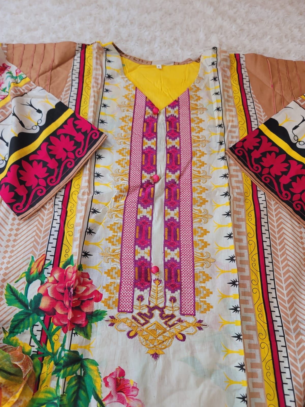 Pakistani lawn Embroidered Salwar kameez ready to ship