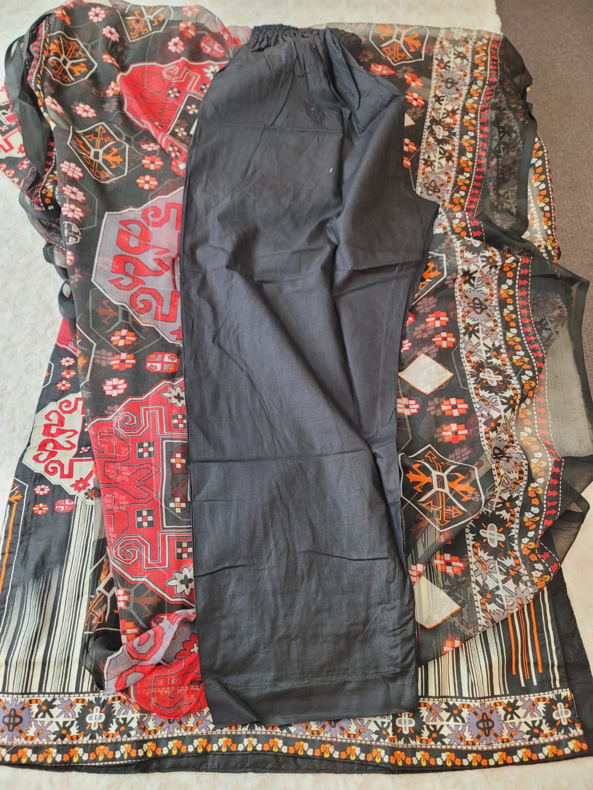 Pakistani lawn Embroidered Salwar kameez ready to ship