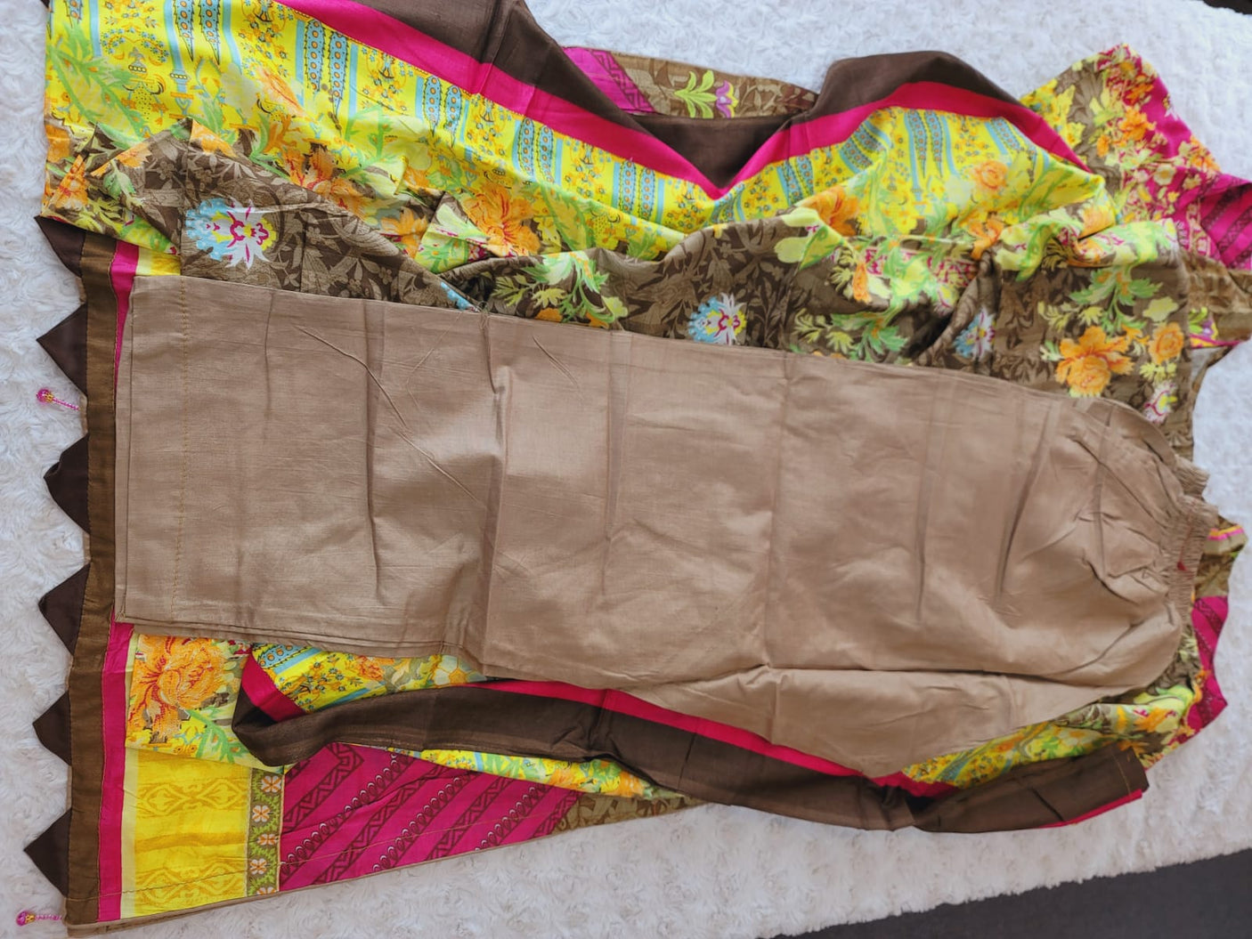 Pakistani lawn Embroidered Salwar kameez ready to ship