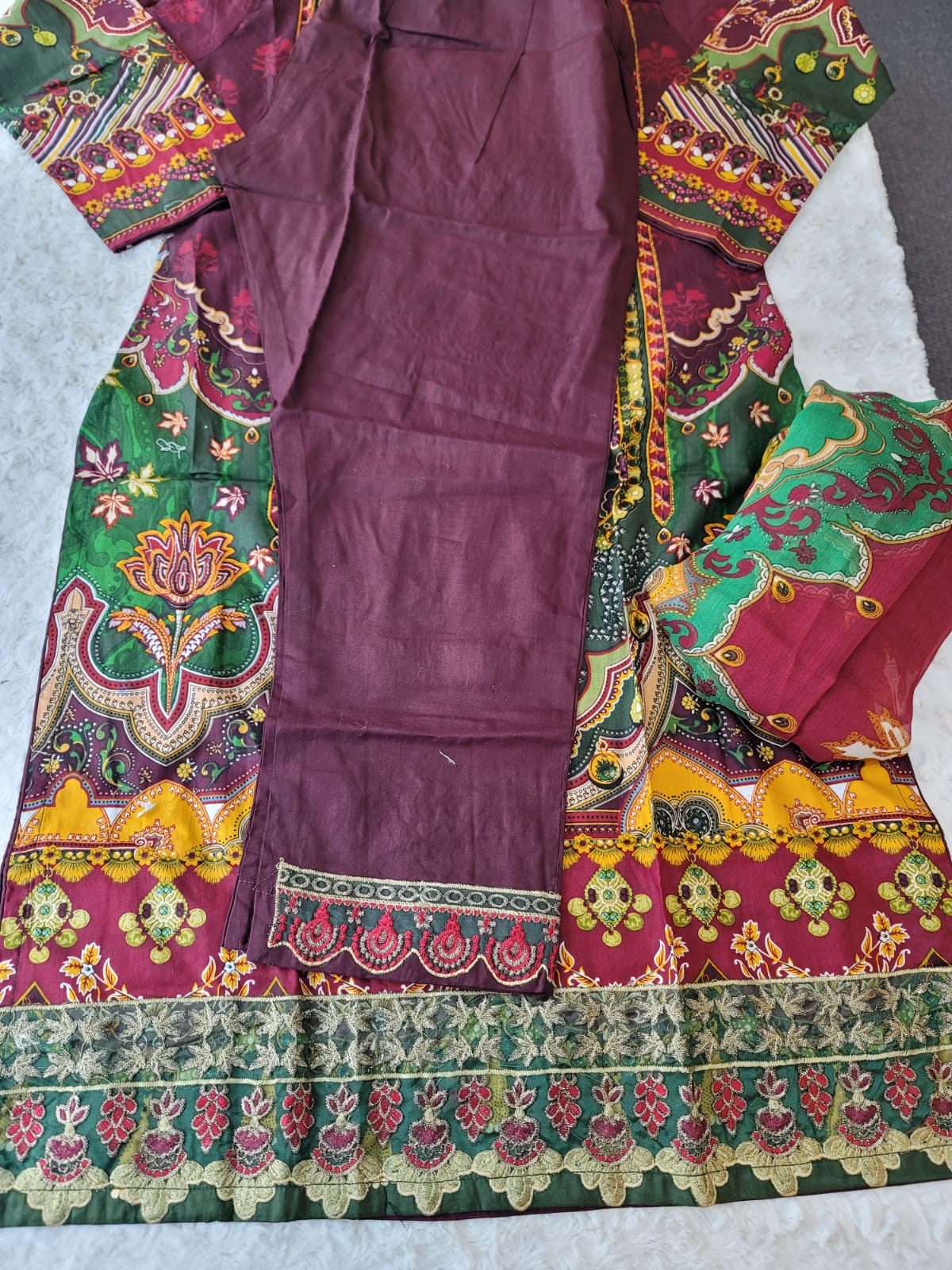 Pakistani stitched lawn Embroidered Salwar kameez ready to ship