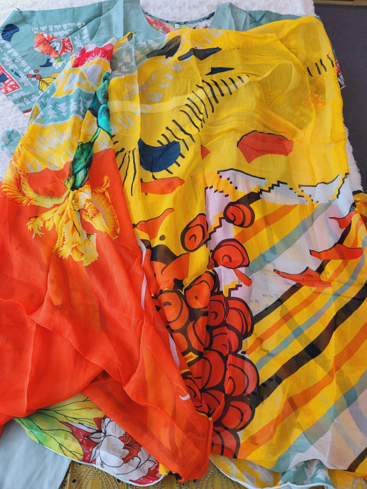 Pakistani stitched lawn Embroidered Salwar kameez ready to ship