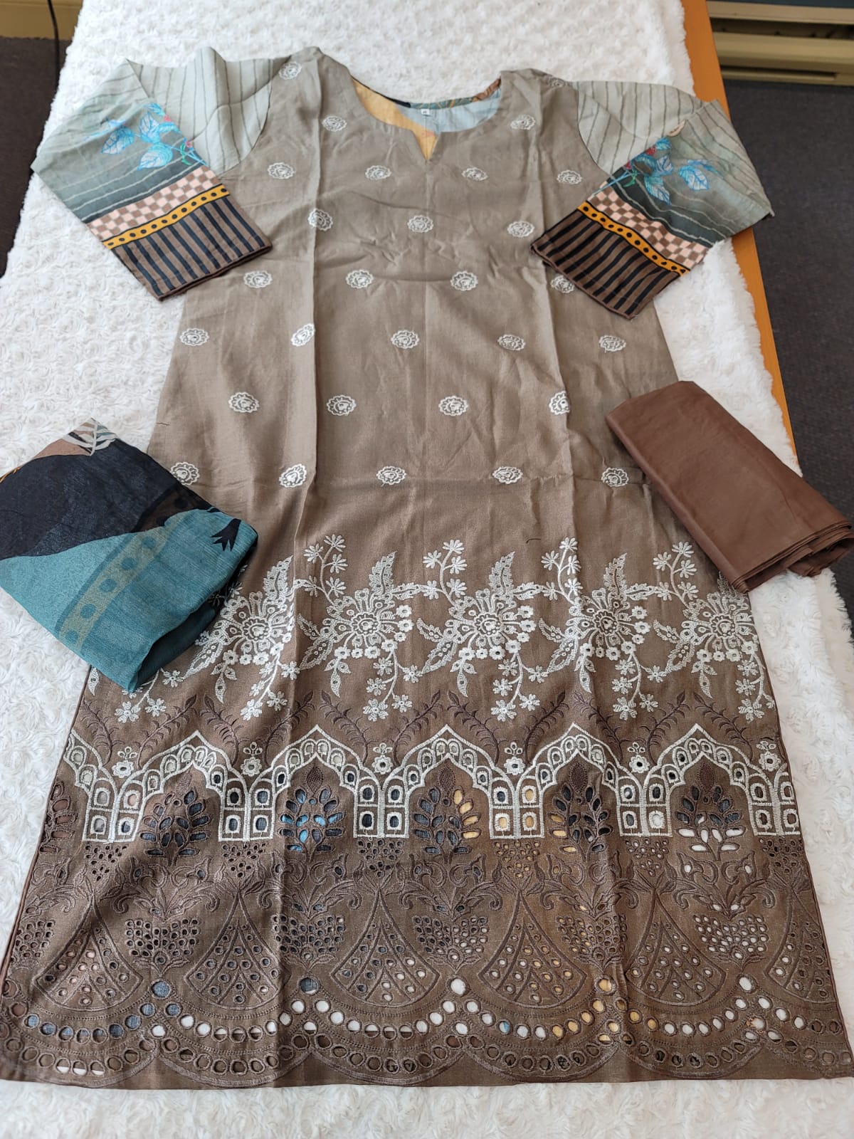Pakistani stitched lawn Embroidered Salwar kameez ready to ship